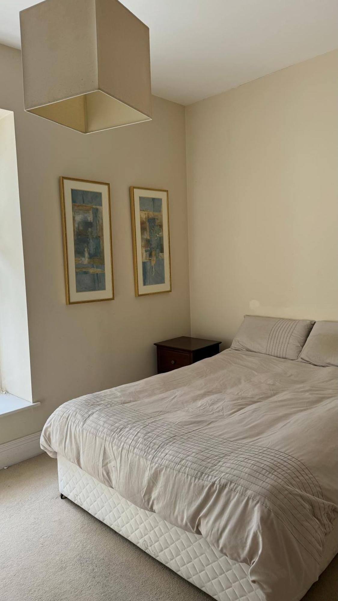 Room With Private Bathroom Near The Center 코크 외부 사진